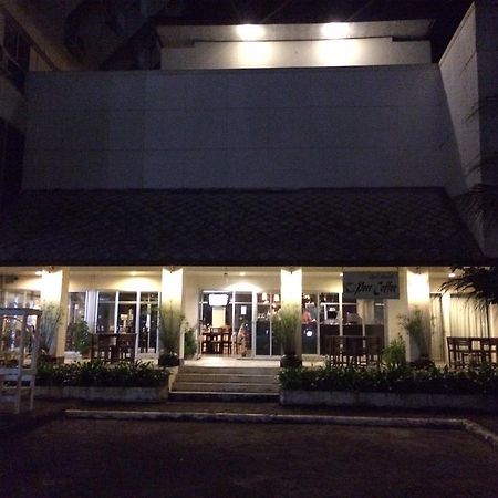 Paradorn Inn Chumphon Eksteriør bilde
