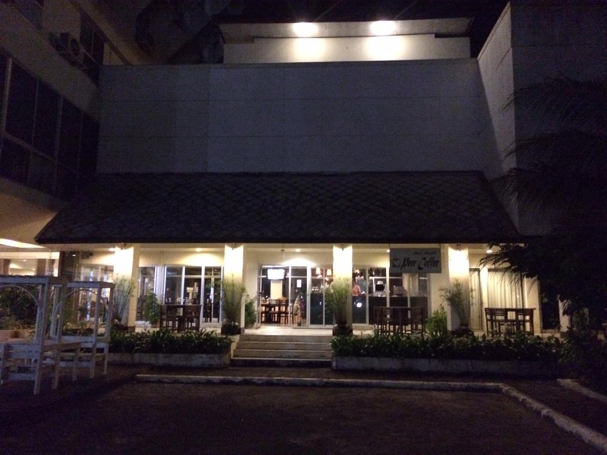 Paradorn Inn Chumphon Eksteriør bilde